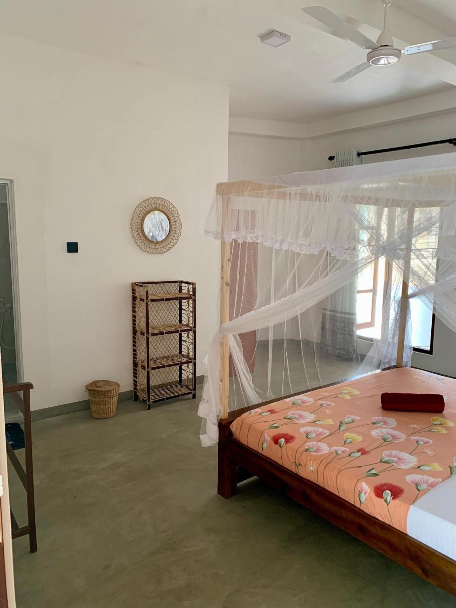 Apartamento Mrmango Weligama Exterior foto