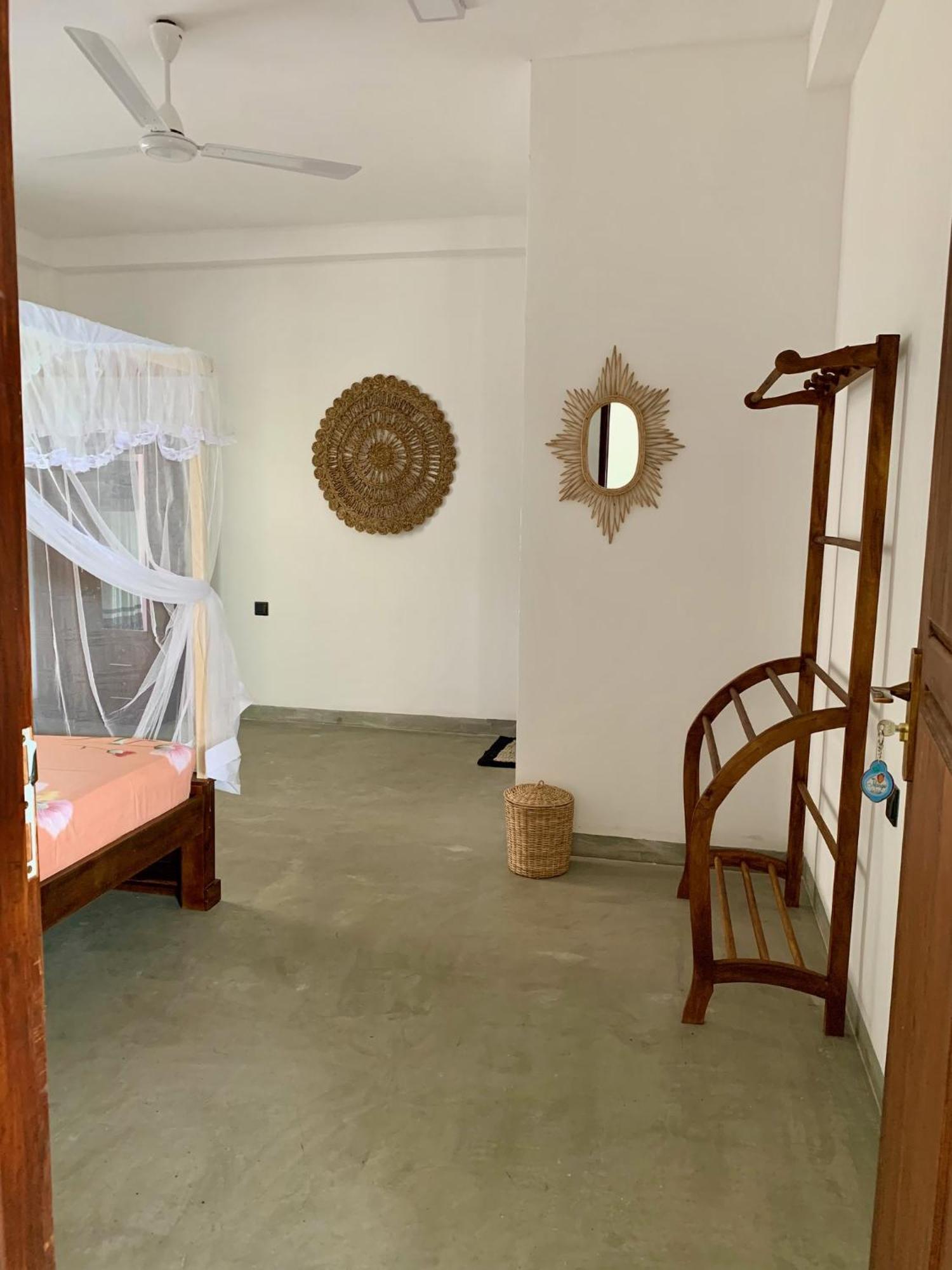 Apartamento Mrmango Weligama Exterior foto